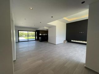 Foto 18 de Casa en venta - 3 Dormitorios 4 Baños - 508Mts2 - Benavidez