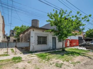 Foto 1 de Casa en venta - 8 Dormitorios 5 Baños - Tigre
