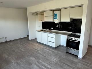 Foto 1 de Departamento de tres ambientes venta Nuevo Quilmes Externo