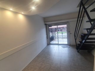 Foto 2 de Dúplex en Alquiler en Villa Primera