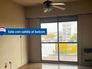 Foto 3 de VENTA 2 Amb - Boedo - Balcón al Frente