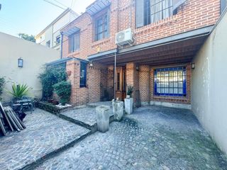 Foto 4 de Venta Casa 6 amb c/Cochera en el corazón de Devoto