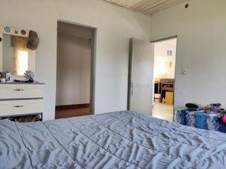Foto 12 de Casa en venta Berisso de 3 dormitorios con local