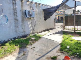 Foto 14 de Casa en venta Berisso de 3 dormitorios con local