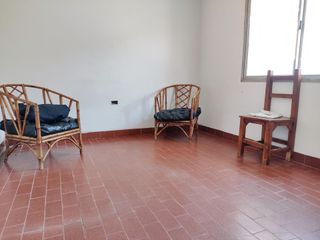 Foto 9 de Casa en venta Berisso de 3 dormitorios con local
