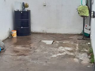 Foto 14 de Venta PH 2 ambientes con cochera y patio en Garin.