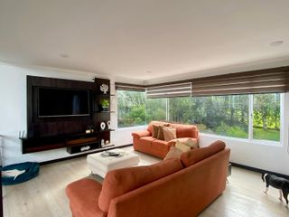 Foto 9 de HERMOSA CASA EN VENTA, SECTOR SAN JOAQUIN