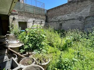 Foto 3 de VENTA DEPOSITO EN LOTE PROPIO 250 M2 EN FLORES