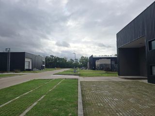 Foto 1 de Depósito en  VENTA o ALQUILER  Parque Industrial UNICO  Ruta 8 y Ruta 6