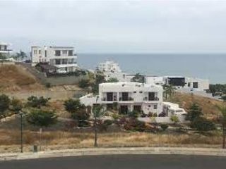 Foto 5 de Venta lote terreno Ciudad del Mar Manta 2da linéa de mar.