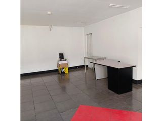 Foto 19 de La Prensa, Local Comercial en Renta, 1.300m2, 4 Ambientes