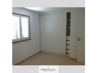 Foto 5 de DUPLEX 3 AMB MAS COCHERA-BRONZINI AL 100