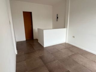 Foto 11 de Departamento en alquiler en Quilmes Oeste