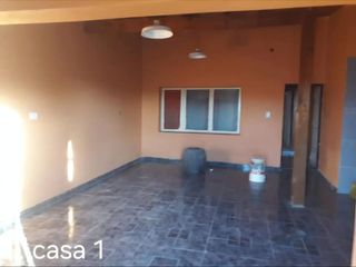 Foto 4 de OPORTUNIDAD DE INVERSION: CASA + 2 DEPARTAMENTOS