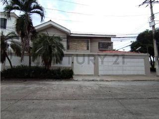 Foto 23 de Alquiler Casa Residencial en Kennedy Norte (DN)