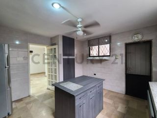 Foto 5 de Alquiler Casa Residencial en Kennedy Norte (DN)