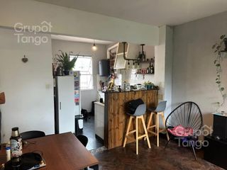 Foto 7 de Venta Departamento Villa Urquiza Dos Ambientes Terraza