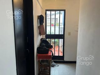 Foto 4 de Venta Departamento Villa Urquiza Dos Ambientes Terraza