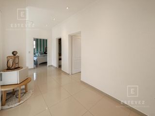 Foto 23 de Casa de 3 dormitorios en PA en venta, pileta, Barrio Cerrado, Escobar