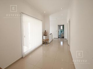 Foto 28 de Casa de 3 dormitorios en PA en venta, pileta, Barrio Cerrado, Escobar