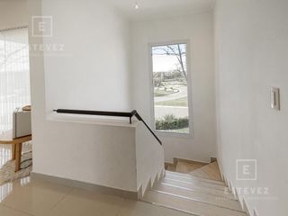 Foto 31 de Casa de 3 dormitorios en PA en venta, pileta, Barrio Cerrado, Escobar