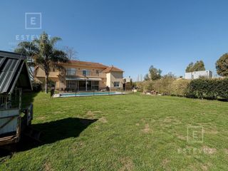 Foto 3 de Casa de 3 dormitorios en PA en venta, pileta, Barrio Cerrado, Escobar