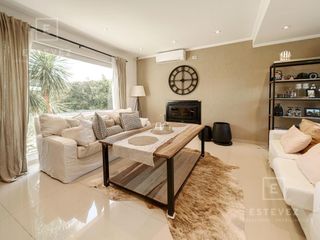 Foto 16 de Casa de 3 dormitorios en PA en venta, pileta, Barrio Cerrado, Escobar