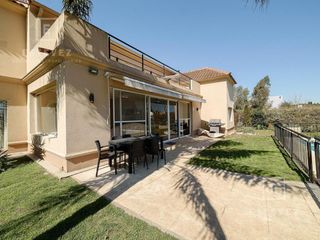 Foto 4 de Casa de 3 dormitorios en PA en venta, pileta, Barrio Cerrado, Escobar