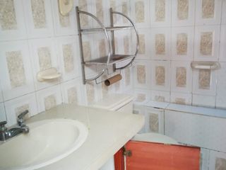 Foto 6 de VENDE TERRENO CON CASA, SECTOR CASPIGASI