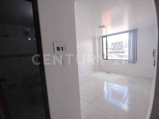 Foto 3 de Venta oficina /consultorio, en ubicaciòn estratègica.