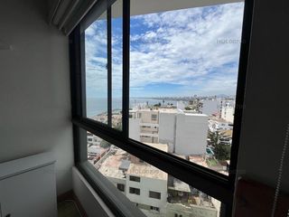 Foto 2 de SE ALQUILA DEPARTAMENTO AMOBLADO VISTA AL MAR EN ZONA LIMITE CON BARRANCO