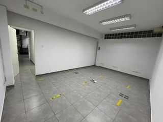 Foto 10 de SE ALQUILA PEQUEÑO EDIFICIO PARA CALL CENTER y OFICINA