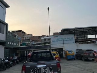 Foto 2 de Local en  SE ALQUILA LOCAL COMERCIAL EN SAN JUAN DE MiRAFLORES