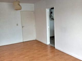 Foto 5 de 2 amb con balcón