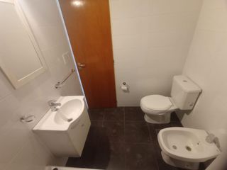 Foto 14 de Departamento 2 Amb.  Excelente Estado y Ubicación en Ramos Mejia