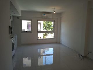 Foto 6 de Departamento 2 Amb.  Excelente Estado y Ubicación en Ramos Mejia