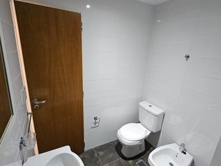 Foto 43 de Departamento 2 Amb.  Excelente Estado y Ubicación en Ramos Mejia