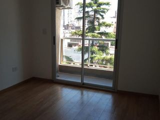 Foto 10 de Departamento 2 Amb.  Excelente Estado y Ubicación en Ramos Mejia