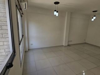 Foto 33 de Departamento 2 Amb.  Excelente Estado y Ubicación en Ramos Mejia