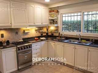 Foto 8 de Casa en Venta 6 Amb. - Pileta - B° Acacias Blancas