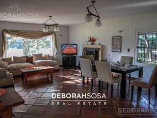 Foto 3 de Casa en Venta 6 Amb. - Pileta - B° Acacias Blancas