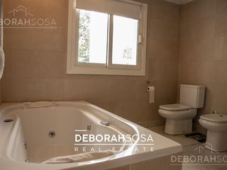 Foto 15 de Casa en Venta 6 Amb. - Pileta - B° Acacias Blancas