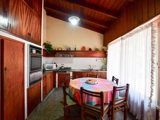 Foto 18 de Casa en Venta La Plata 3 dormit, quincho, pileta  19 66/67