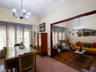 Foto 8 de Casa en Venta La Plata 3 dormit, quincho, pileta  19 66/67