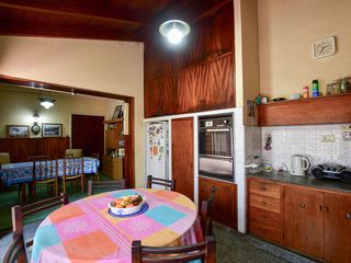 Foto 17 de Casa en Venta La Plata 3 dormit, quincho, pileta  19 66/67