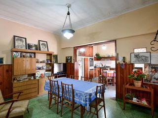 Foto 16 de Casa en Venta La Plata 3 dormit, quincho, pileta  19 66/67