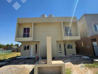 Foto 2 de Venta Duplex 2 dormi - Los Cerezos II - Plottier - Neuquén