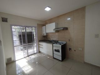 Foto 2 de Cochabamba 1969 01-02 - Dpto un dormitorio - Apto uso profesional