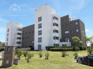 Foto 13 de Departamento al río dos dormitorios barrio náutico Albanueva