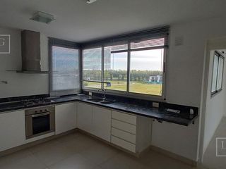 Foto 6 de Departamento al río dos dormitorios barrio náutico Albanueva